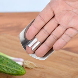 Honana 1Pc  Kitchen Tools Stainless Steel Finger Hand Protector Finger Hand Guard  For Cutting Slice Chop Safe Slice Cooking Finger Protection Tools